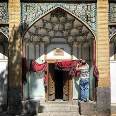 جاذبه‌های دیدنی نزدیک کاخ سرهنگ (3)